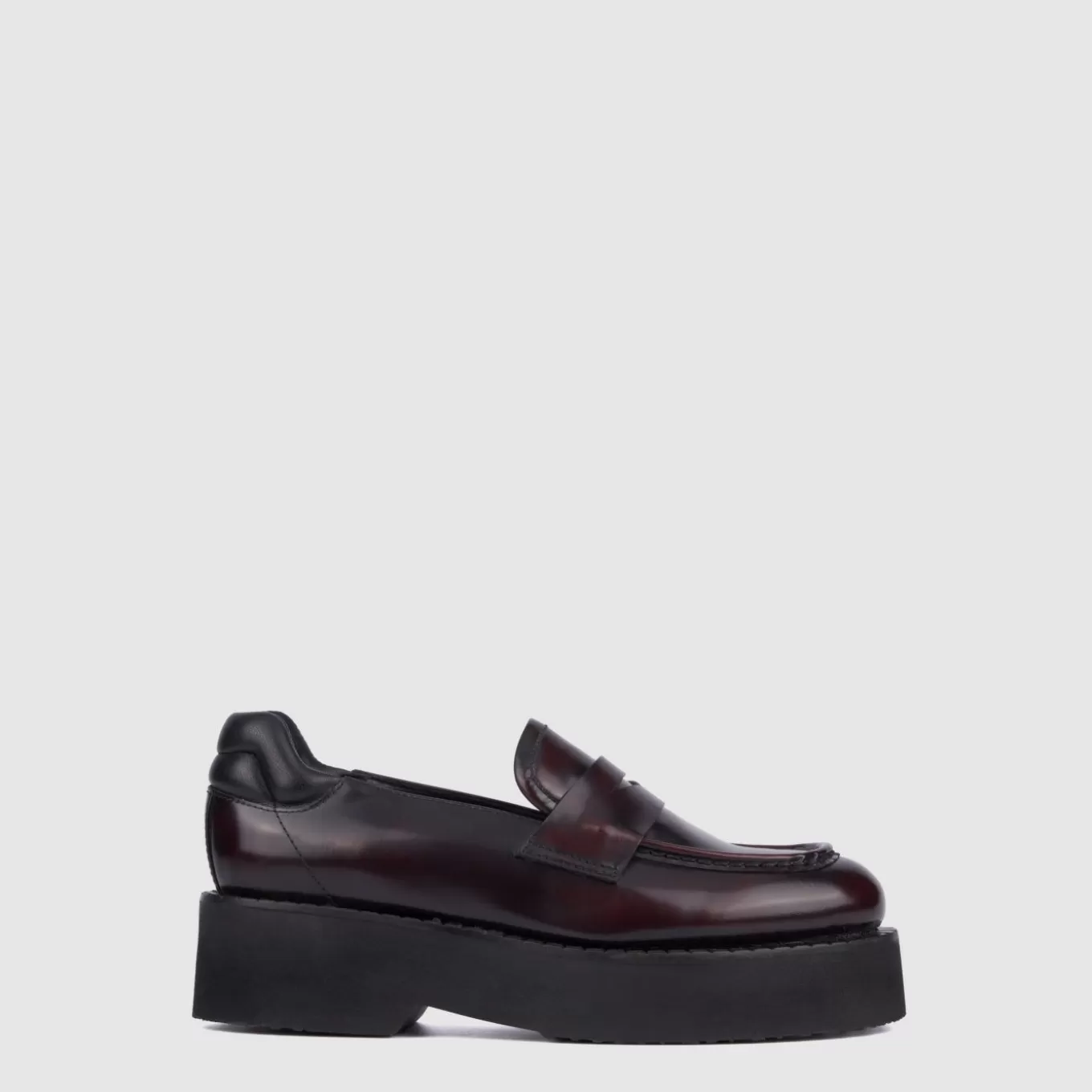 Flats | Women Aquatalia Marta Deep Wine/Black