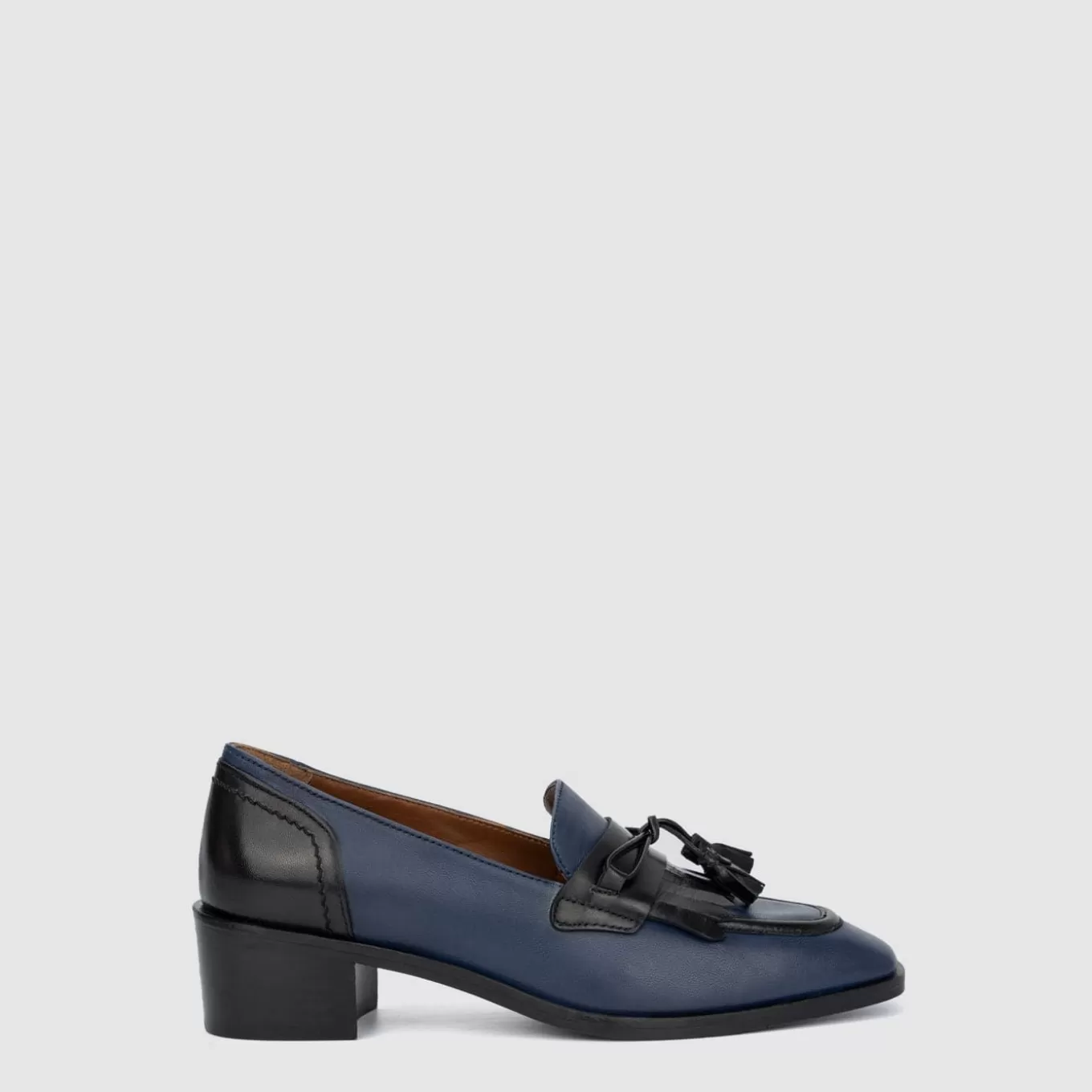 Flats | Women Aquatalia Rosella Marine/Black